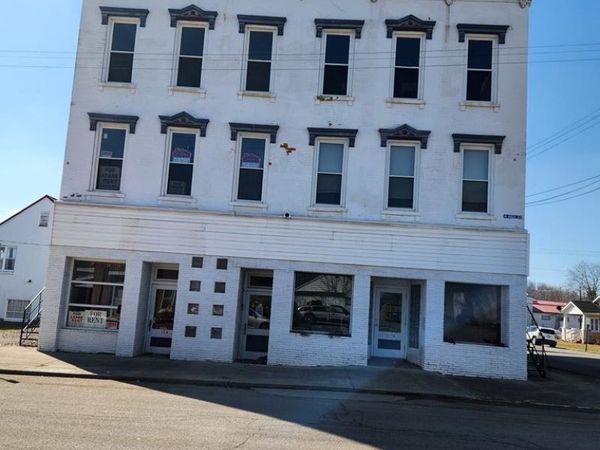 209 N High Street, Waverly, OH 45690