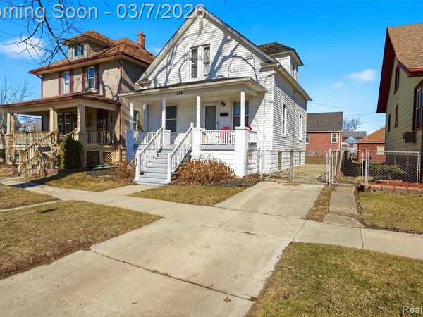 258 Spruce Street, Wyandotte, MI 48192