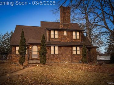 9045 Riverdale, Redford Twp, MI 48239