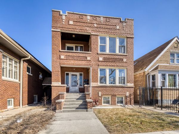 6633 S Campbell Avenue , Chicago, IL 60629