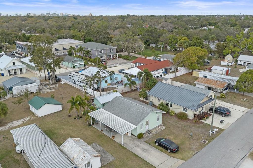 1126 Graber Avenue, Sarasota, FL 34237 Photo
