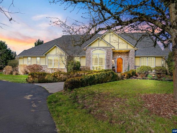 6243 Rambeau Ln SE, Salem, OR 97317