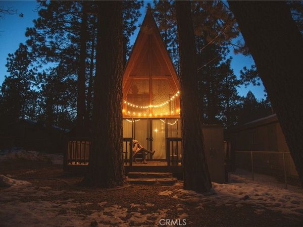 446 Riverside, Sugarloaf, CA 92386