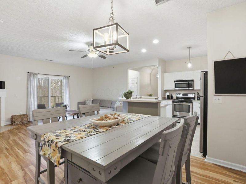 213 Shelbourne Forest Way, Delaware, OH 43015 Photo 11