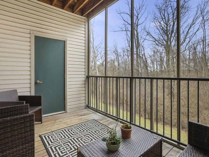 213 Shelbourne Forest Way, Delaware, OH 43015 Photo 6