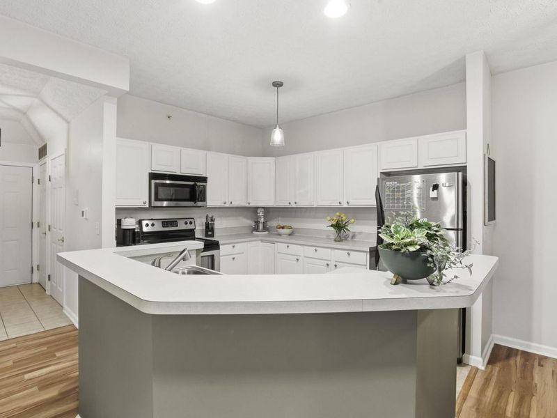 213 Shelbourne Forest Way, Delaware, OH 43015 Photo 7