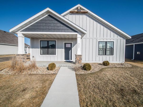 5247 Harvest Lake Drive NW, Rochester, MN 55901