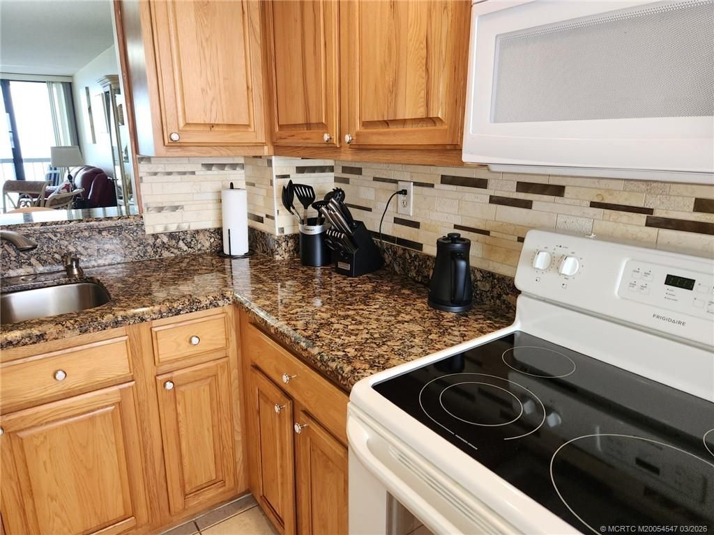 10680 S Ocean Drive, Unit 608, Jensen Beach, FL 34957 Photo