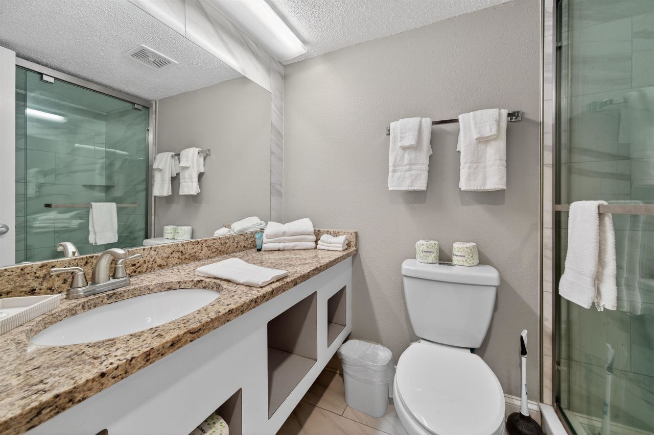 1207 S Ocean Blvd. Photo 11