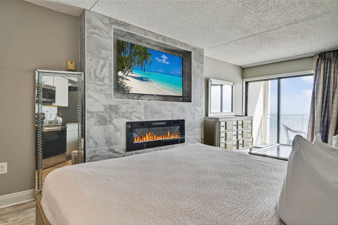 1207 S Ocean Blvd. Photo 13