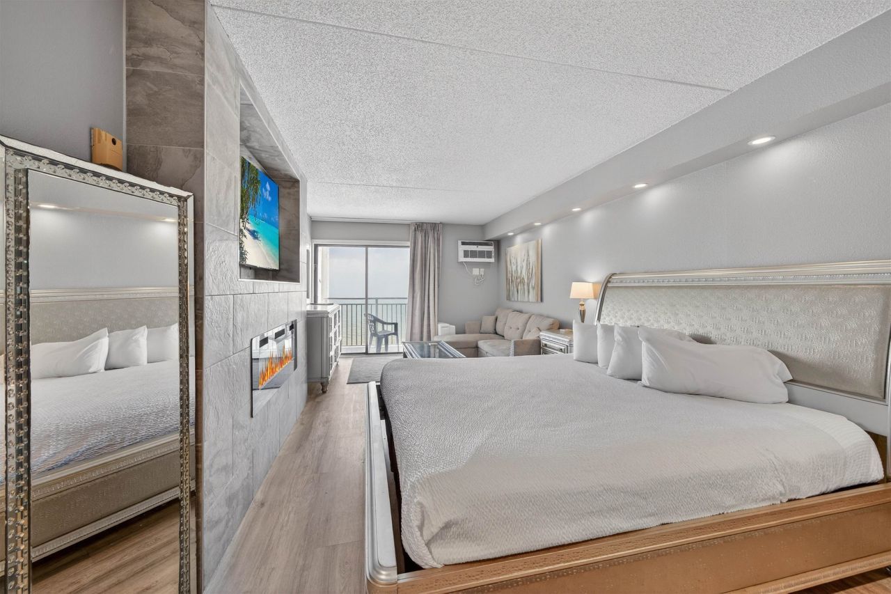 1207 S Ocean Blvd. Photo 16