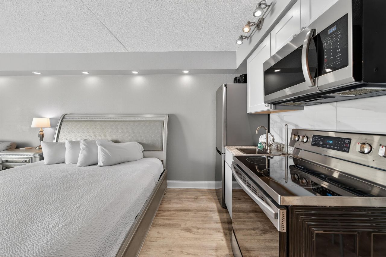 1207 S Ocean Blvd. Photo 17