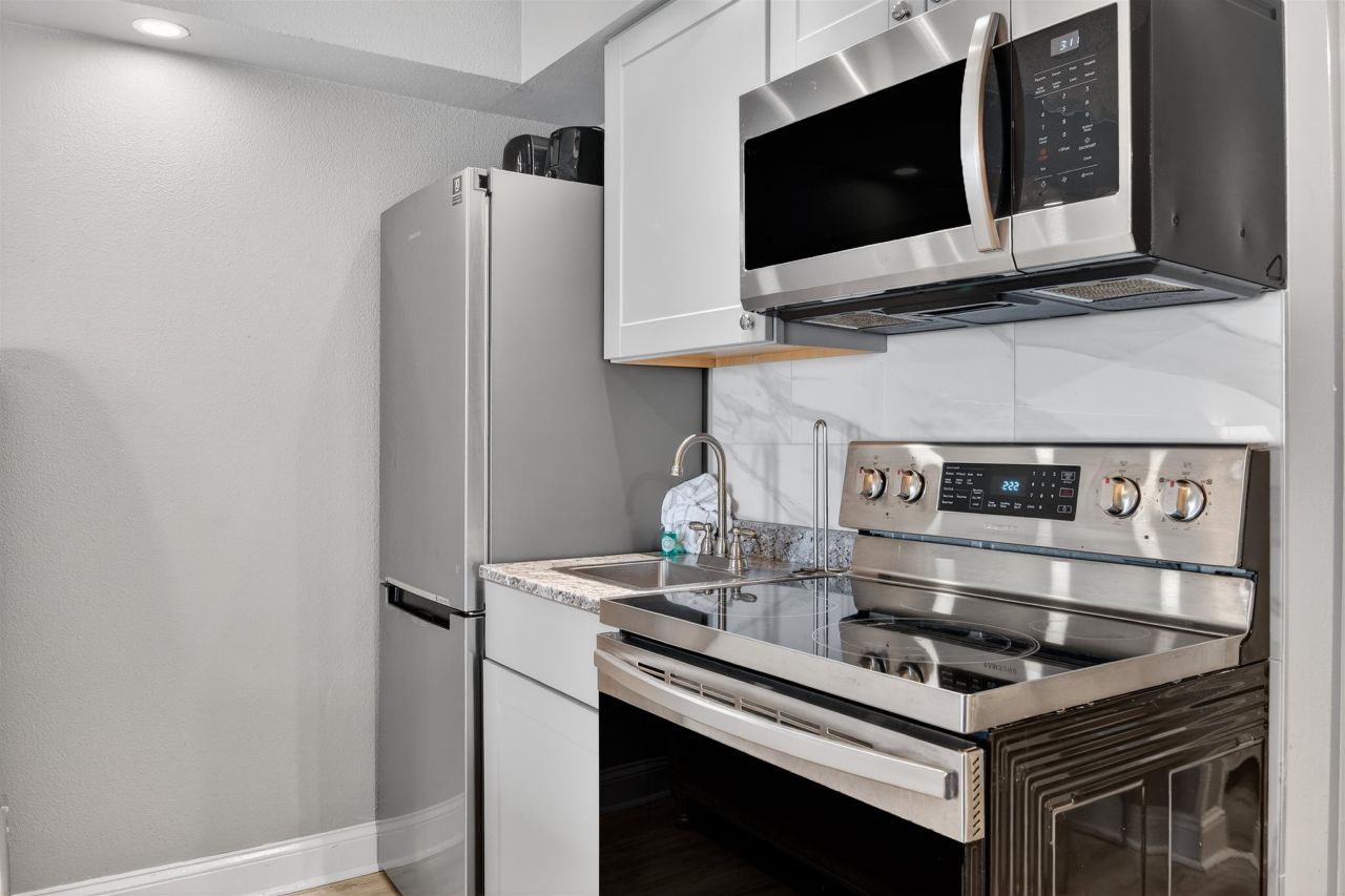 1207 S Ocean Blvd. Photo 21