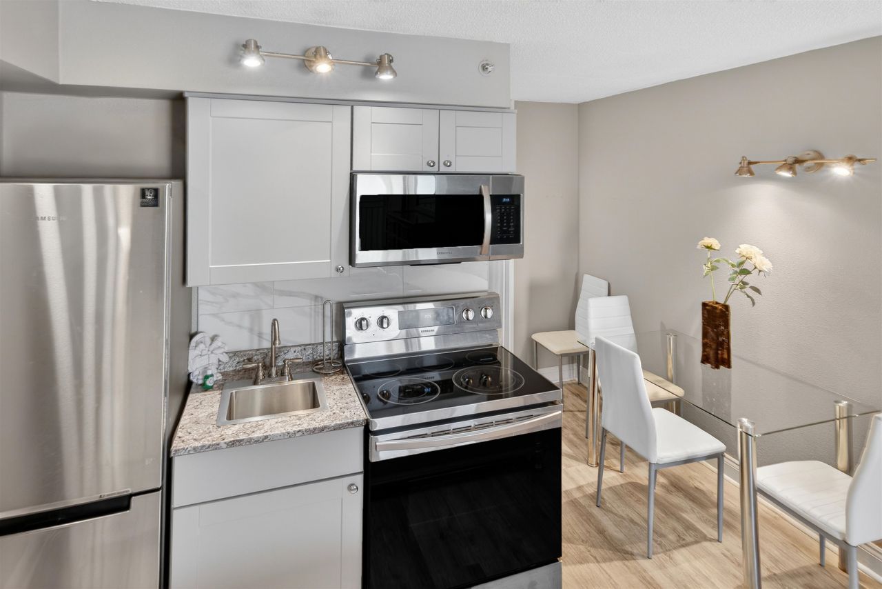 1207 S Ocean Blvd. Photo 4