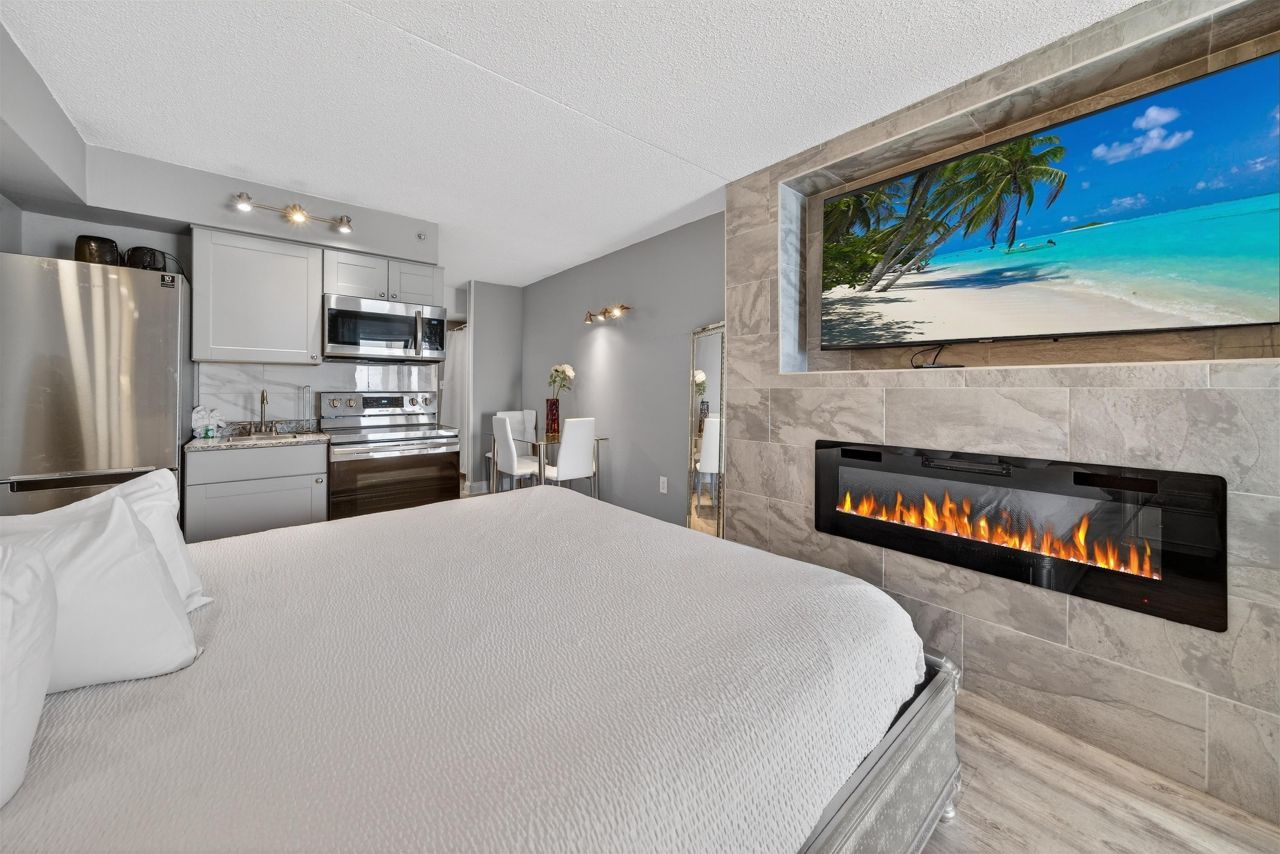 1207 S Ocean Blvd. Photo 5