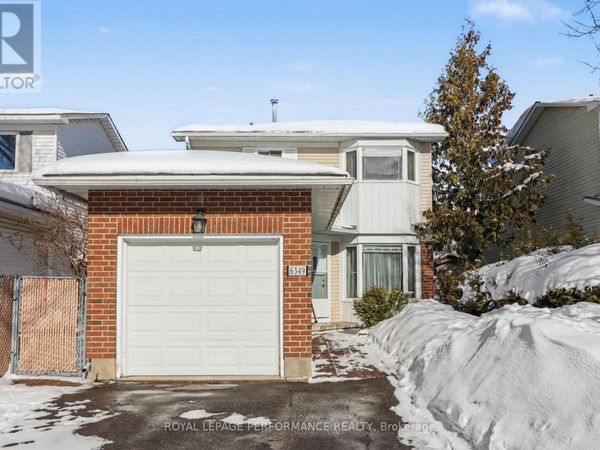 6349 St Louis Drive, Ottawa, ON K1C2X9
