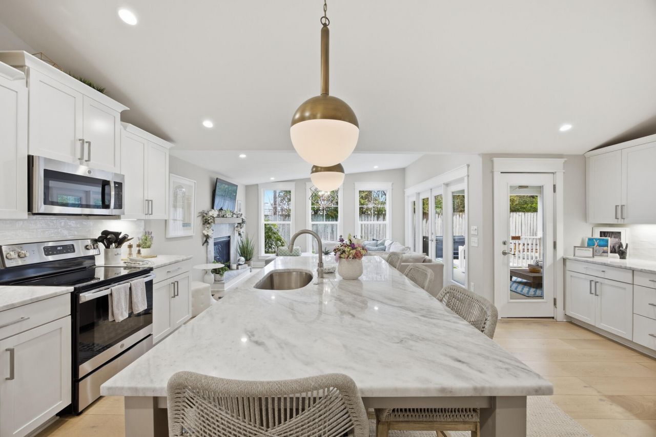 1173 Carter Avenue Photo 10