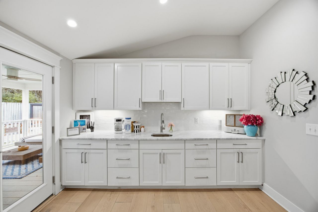 1173 Carter Avenue Photo 15