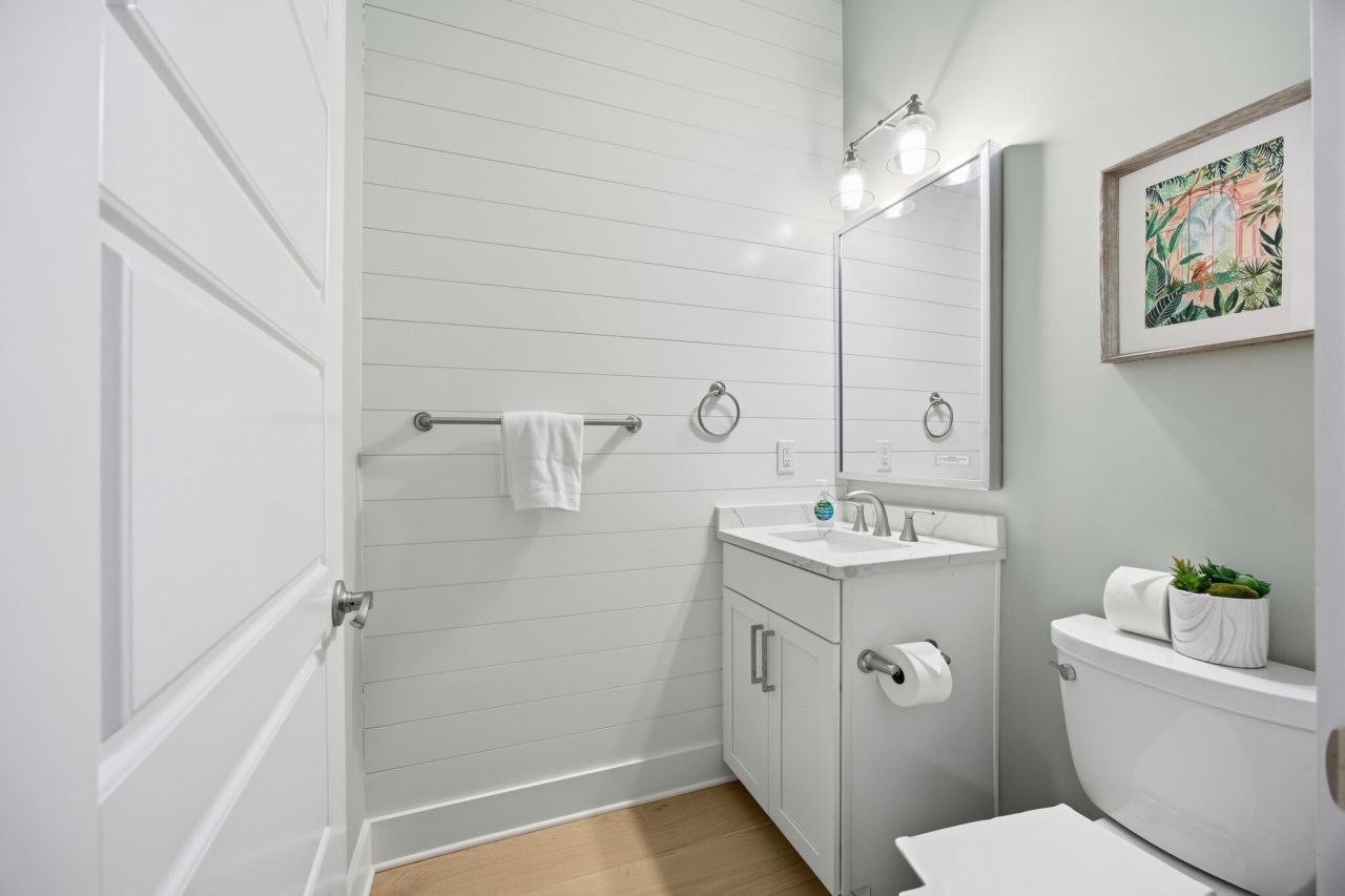 1173 Carter Avenue Photo 17