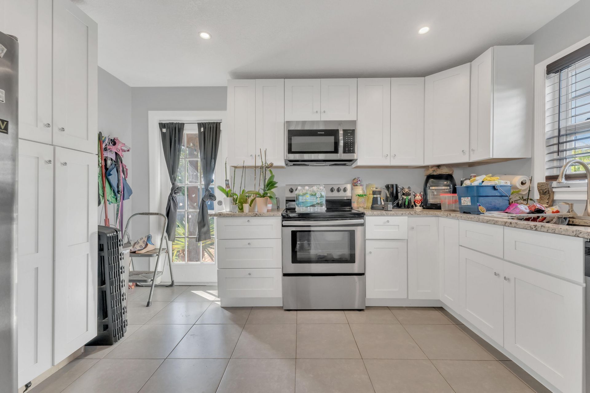 818 Kaye Street, West Palm Beach, FL 33405 Photo