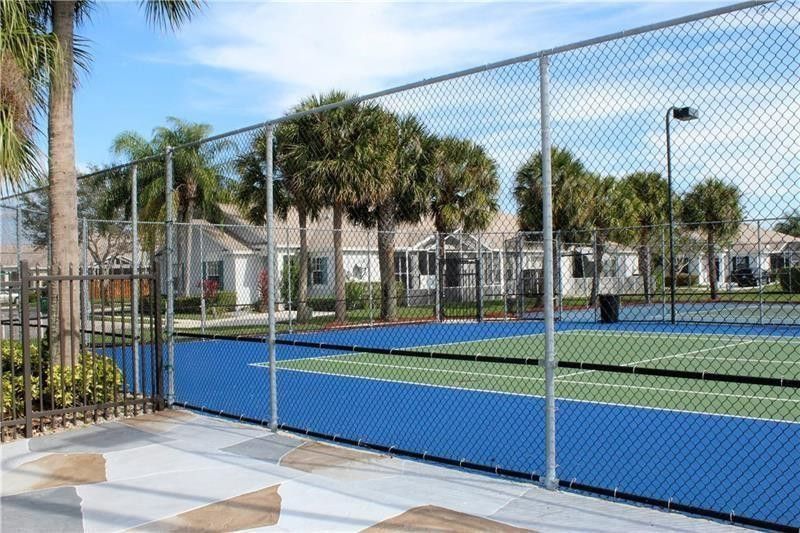 5870 S Golden Beauty Lane, Tamarac, FL 33321 Photo