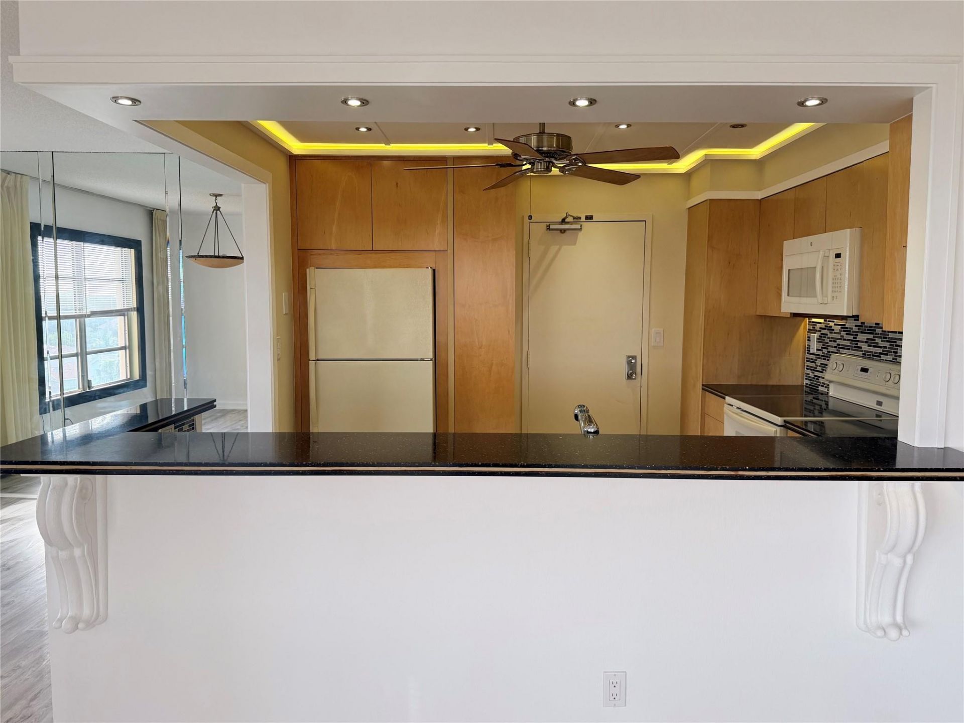 10777 W Sample Road, Unit 706, Coral Springs, FL 33065 Photo