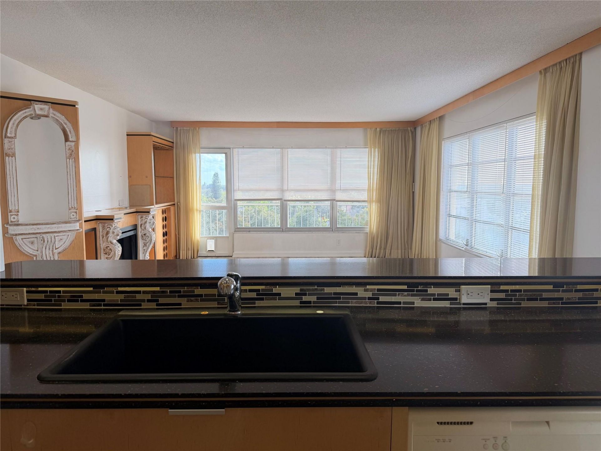 10777 W Sample Road, Unit 706, Coral Springs, FL 33065 Photo