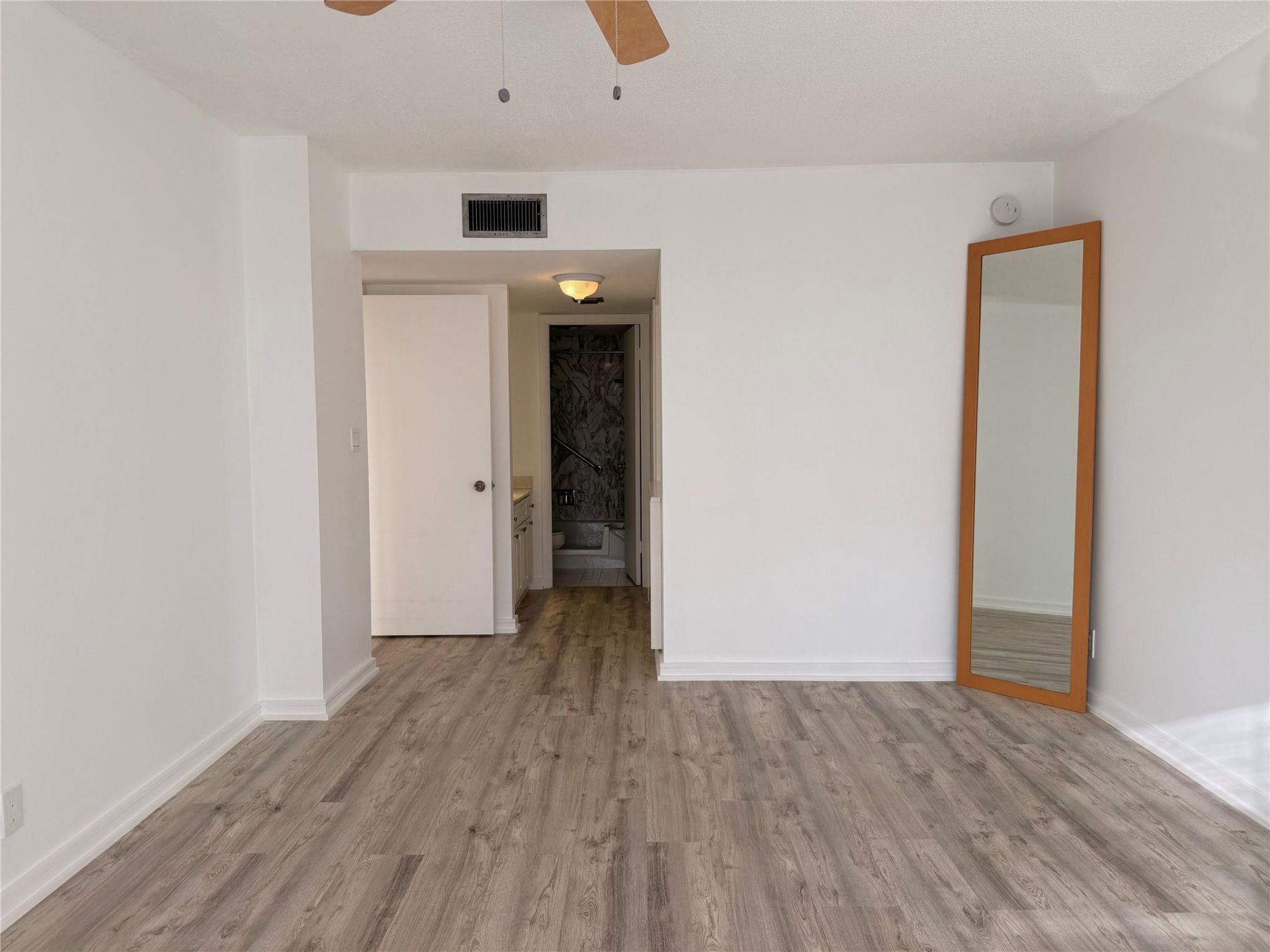 10777 W Sample Road, Unit 706, Coral Springs, FL 33065 Photo