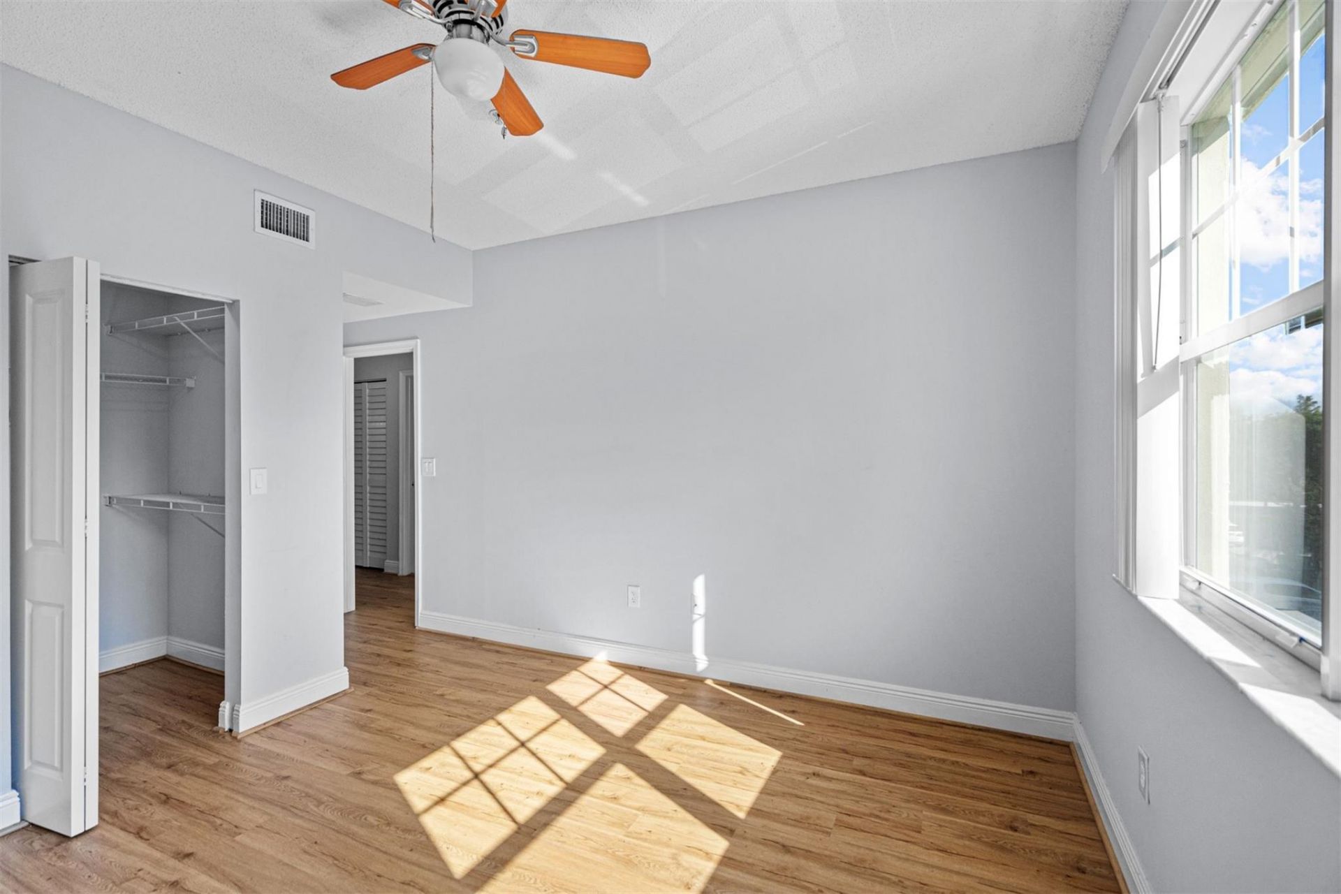 5880 W Sample Road, Unit 307, Coral Springs, FL 33067 Photo