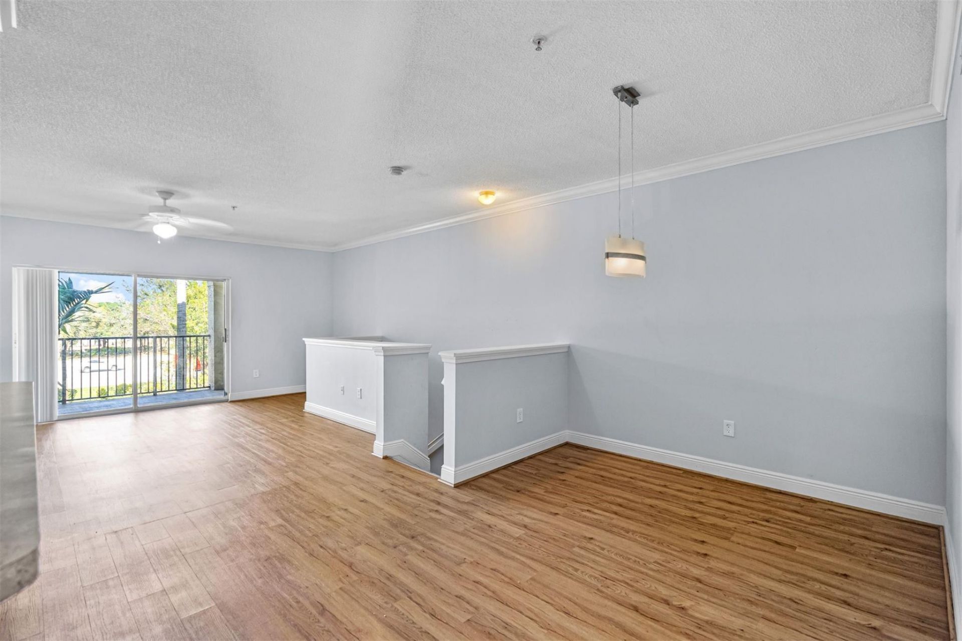 5880 W Sample Road, Unit 307, Coral Springs, FL 33067 Photo