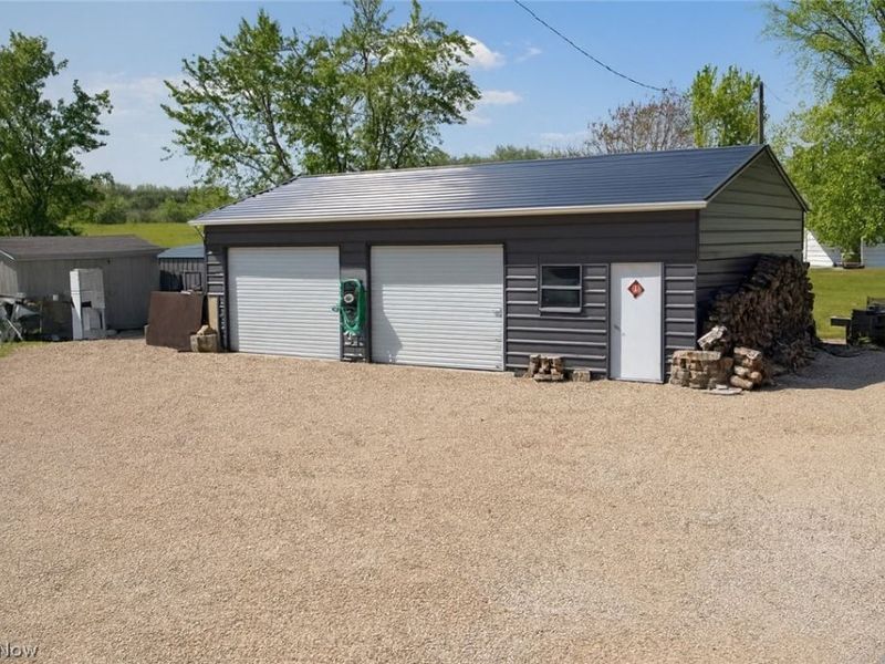 3995 Clay Pike Road, Cambridge, OH 43725 Photo 3