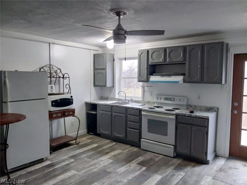 3995 Clay Pike Road, Cambridge, OH 43725 Photo 5