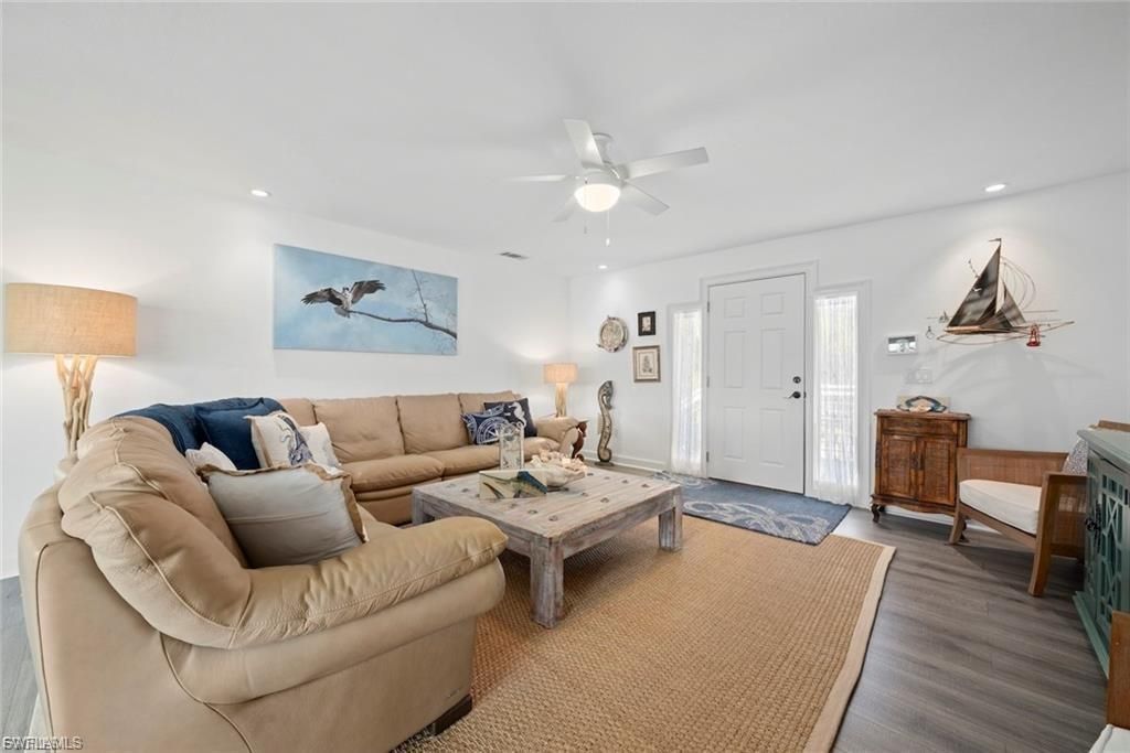 6093 Henderson Rd , Sanibel, FL 33957 Photo