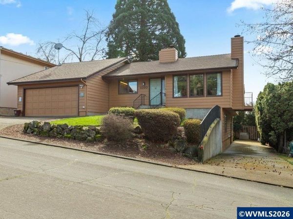 1030 Morningside Dr SE, Salem, OR 97302