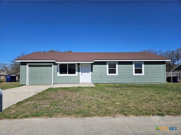 827 Michelle Drive, Copperas Cove, TX 76522