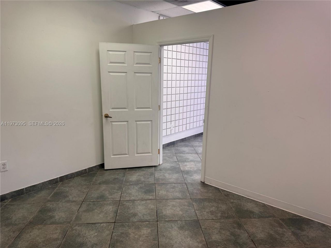 4349 S Flamingo Rd, Davie, FL 33330 Photo