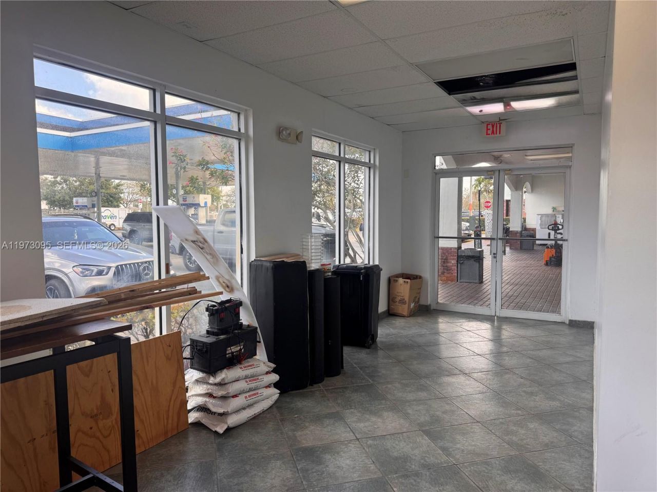 4349 S Flamingo Rd , Davie, FL 33330 Photo