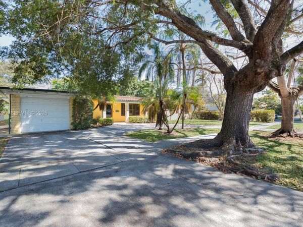 3721 SW 58th Ave, Miami, FL 33155