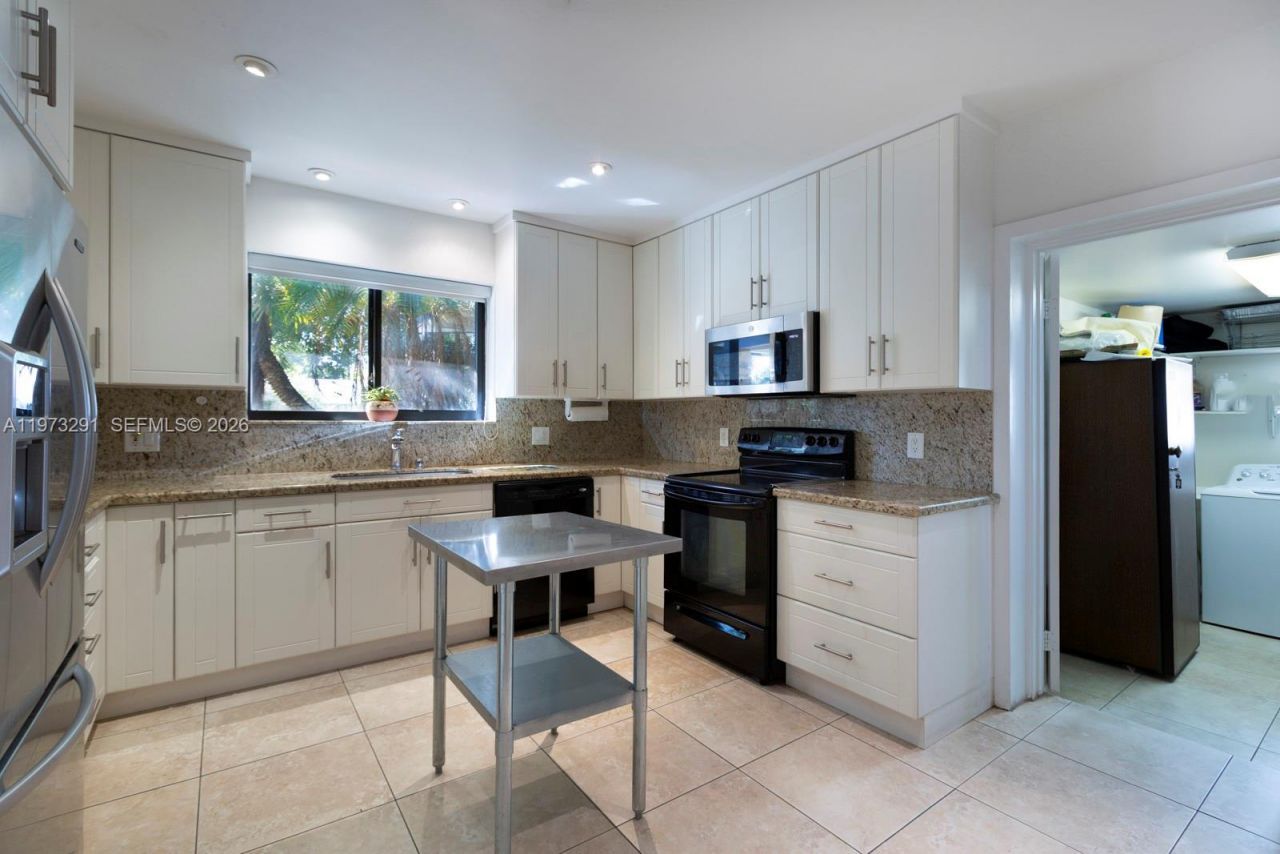 3721 SW 58th Ave, Miami, FL 33155 Photo