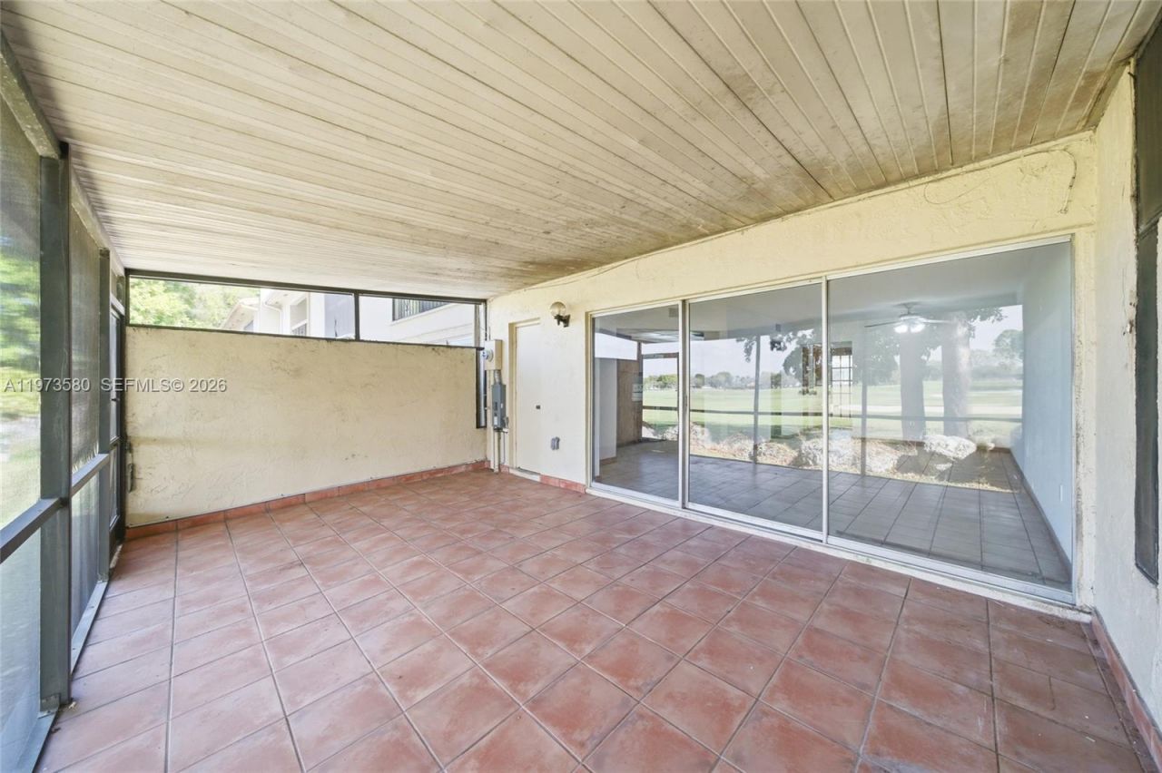 14371 Kendale Lakes Cir, Miami, FL 33183 Photo