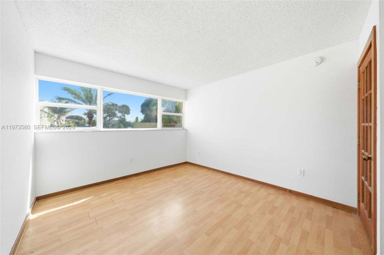 14371 Kendale Lakes Cir, Miami, FL 33183 Photo