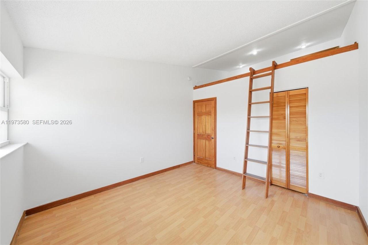 14371 Kendale Lakes Cir, Miami, FL 33183 Photo