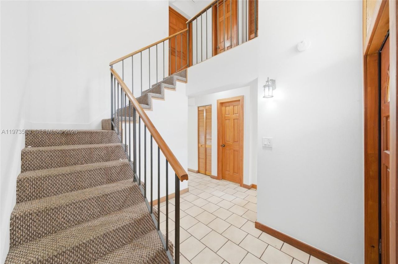 14371 Kendale Lakes Cir, Miami, FL 33183 Photo