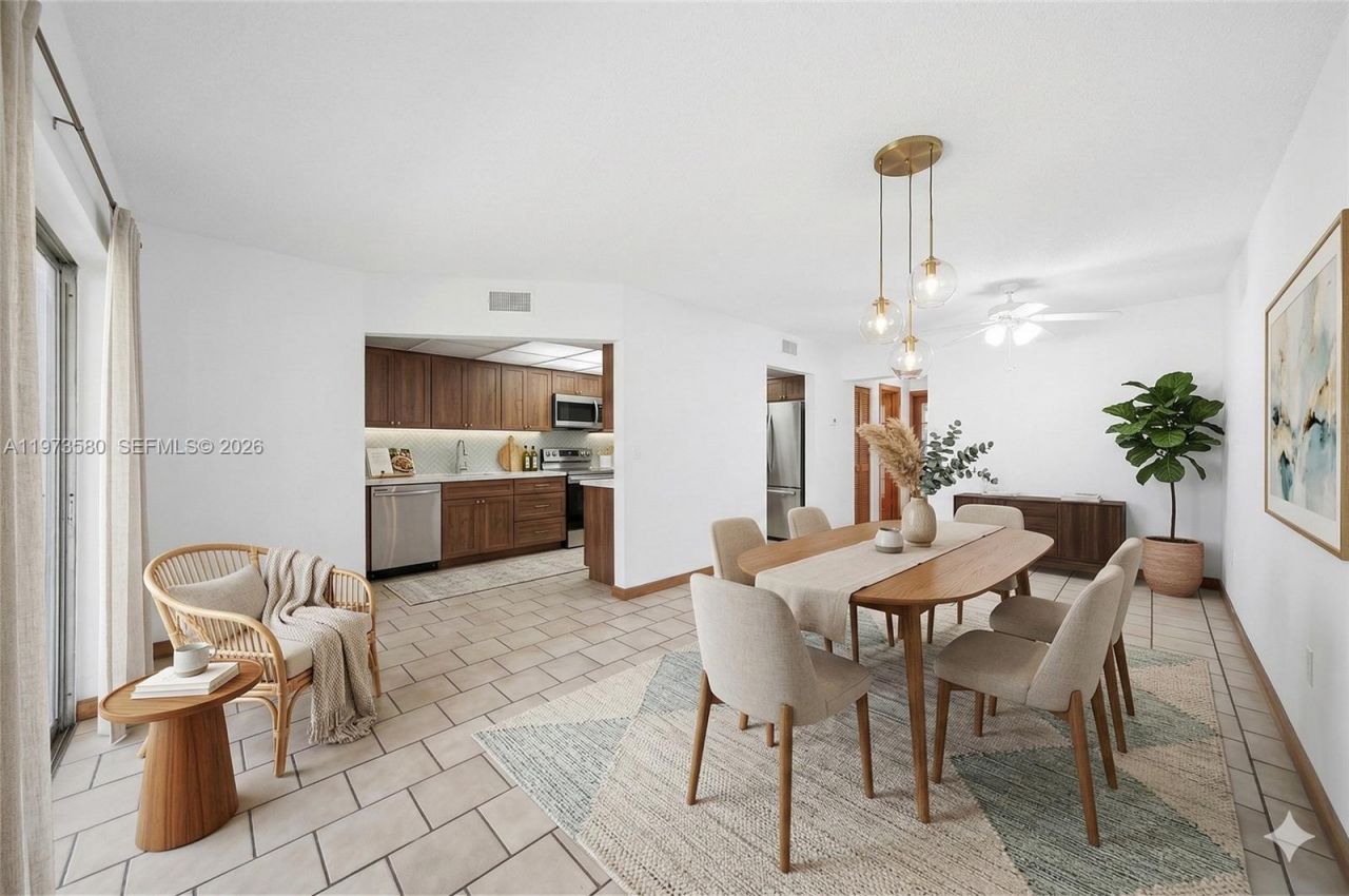 14371 Kendale Lakes Cir, Miami, FL 33183 Photo