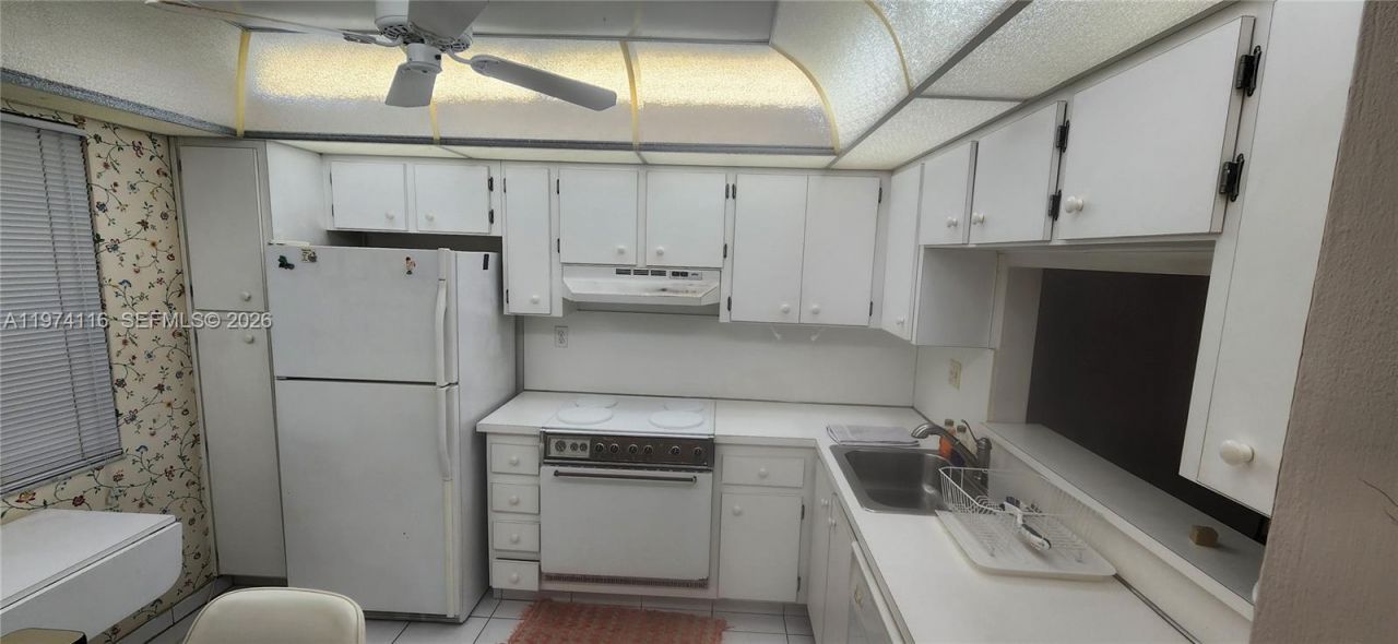 1100 Colony Point Cir , Unit 316, Pembroke Pines, FL 33026 Photo