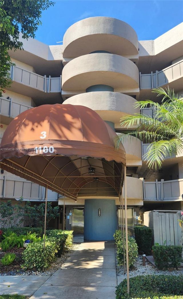 1100 Colony Point Cir, Unit 316, Pembroke Pines, FL 33026 Photo
