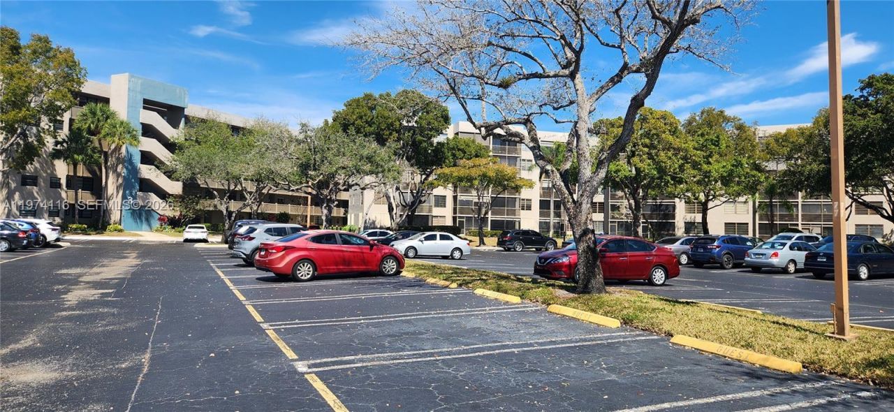 1100 Colony Point Cir, Unit 316, Pembroke Pines, FL 33026 Photo