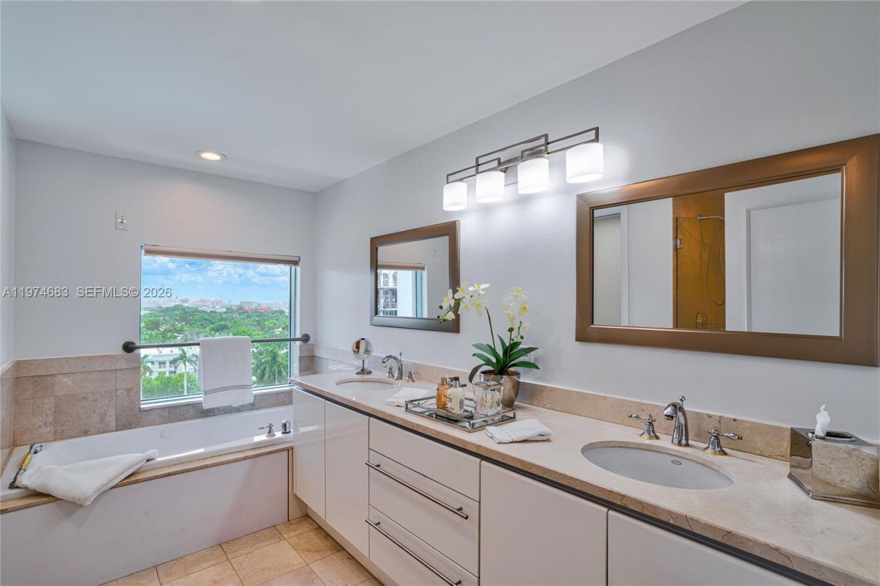 3400 SW 27th Ave , Unit 906, Miami, FL 33133 Photo