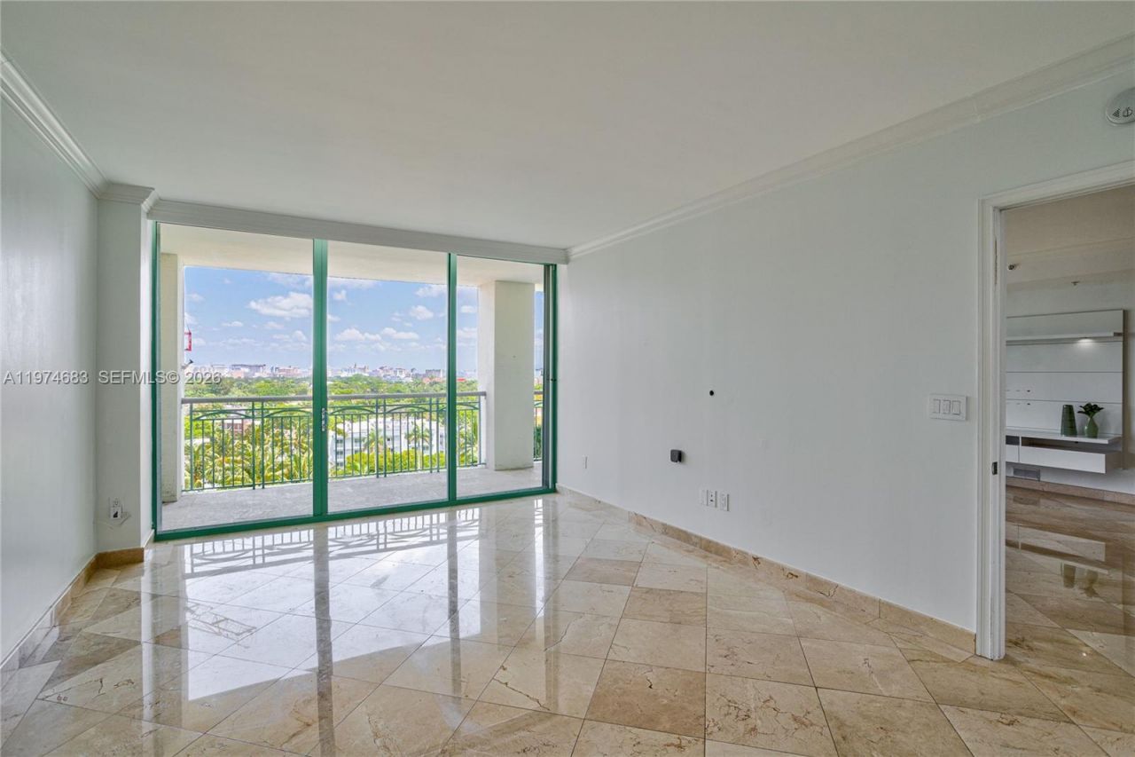 3400 SW 27th Ave , Unit 906, Miami, FL 33133 Photo