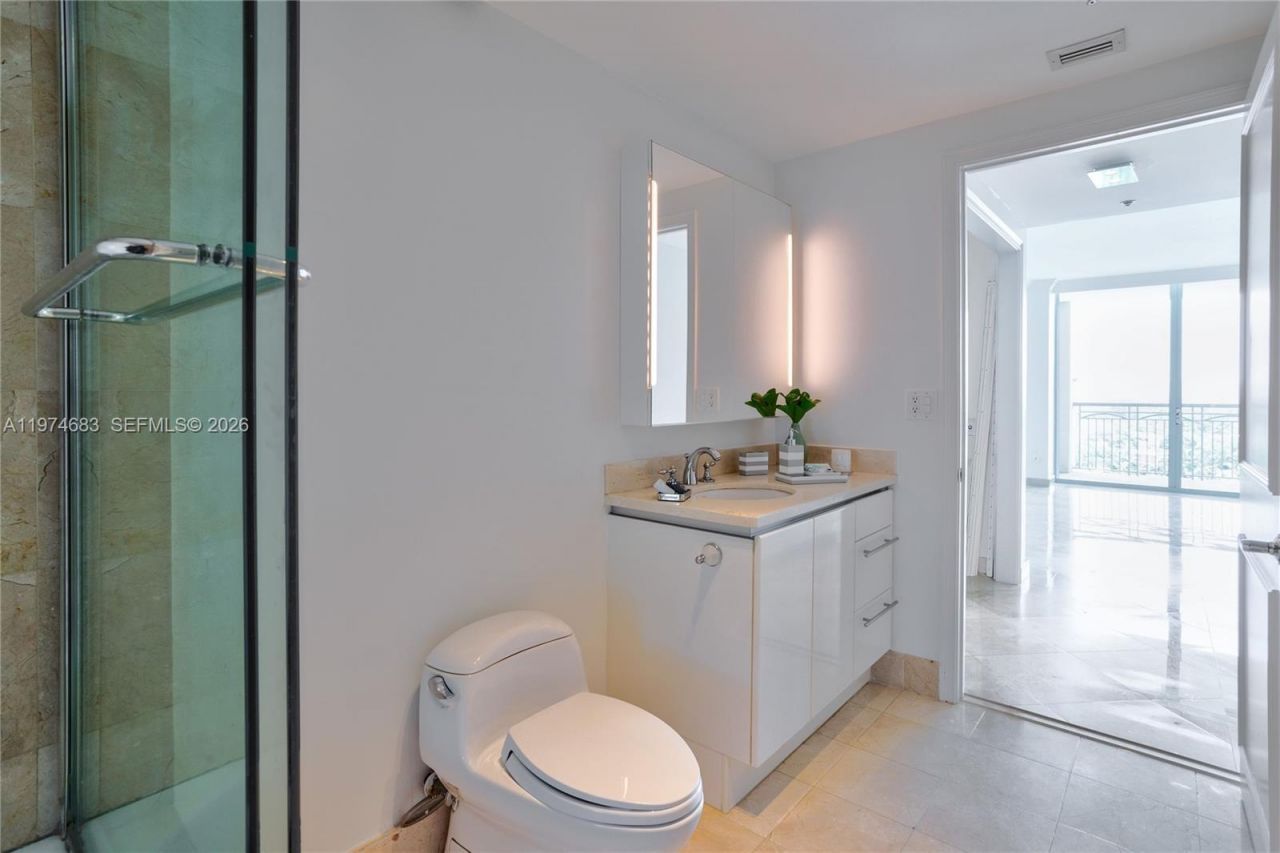 3400 SW 27th Ave , Unit 906, Miami, FL 33133 Photo